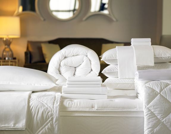 Product Bed & Bedding Set